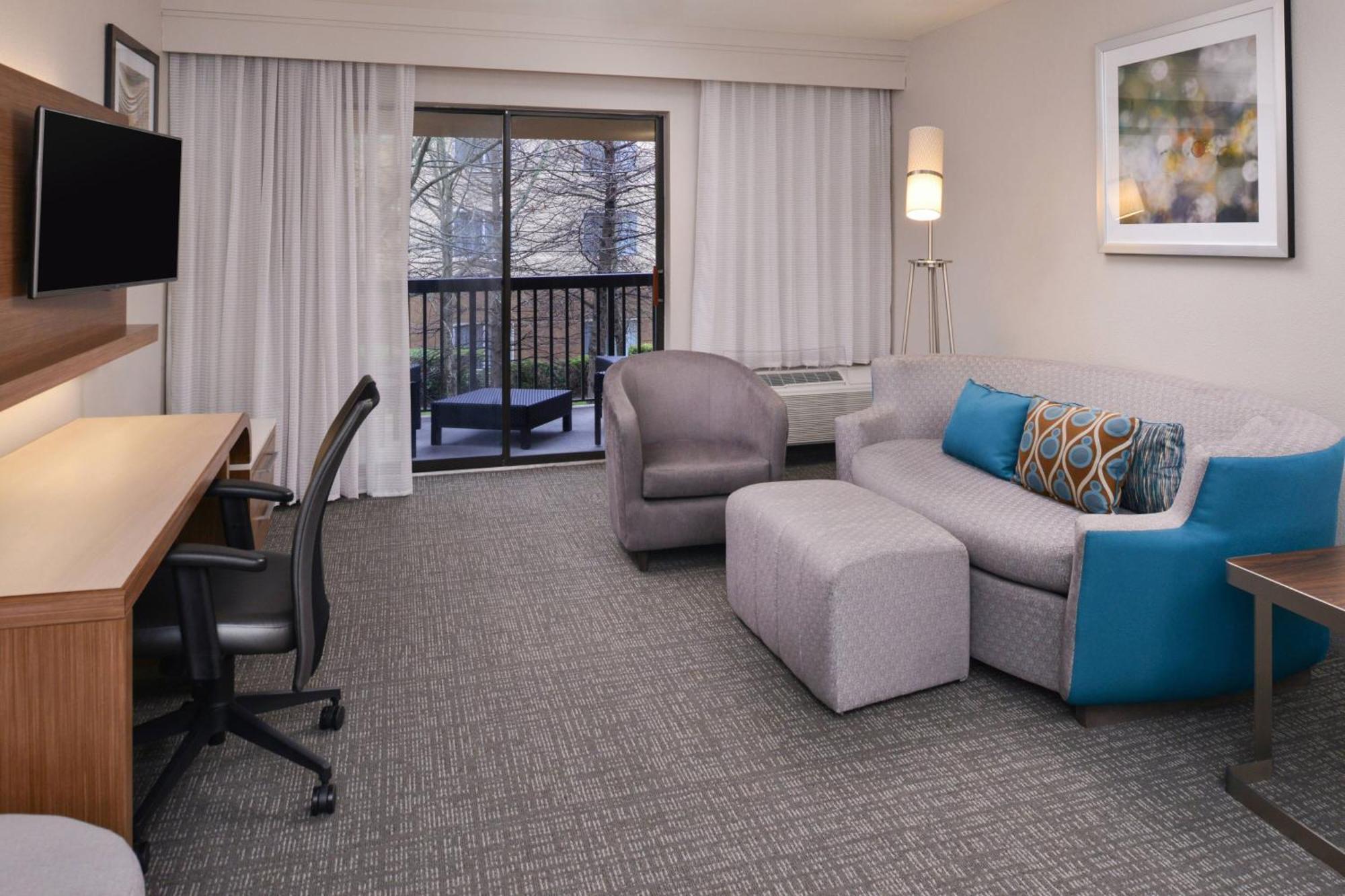 Courtyard Beaumont Ξενοδοχείο Εξωτερικό φωτογραφία