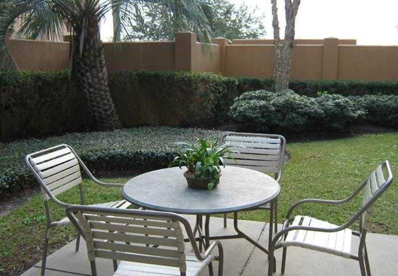Courtyard Beaumont Ξενοδοχείο Εξωτερικό φωτογραφία